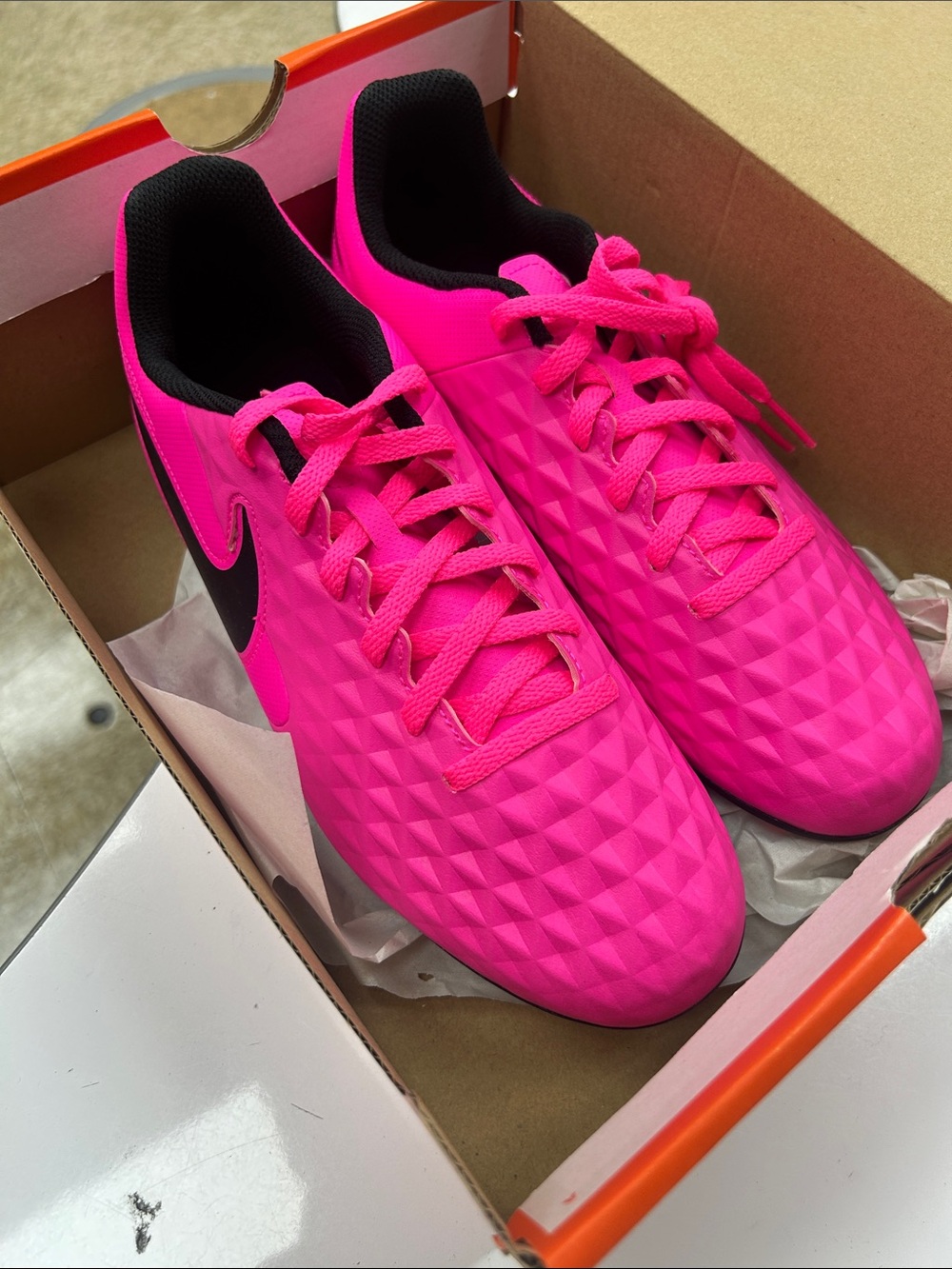 Nike Youth Hot Pink Athletic Training Cleats with Black Accents 6Y